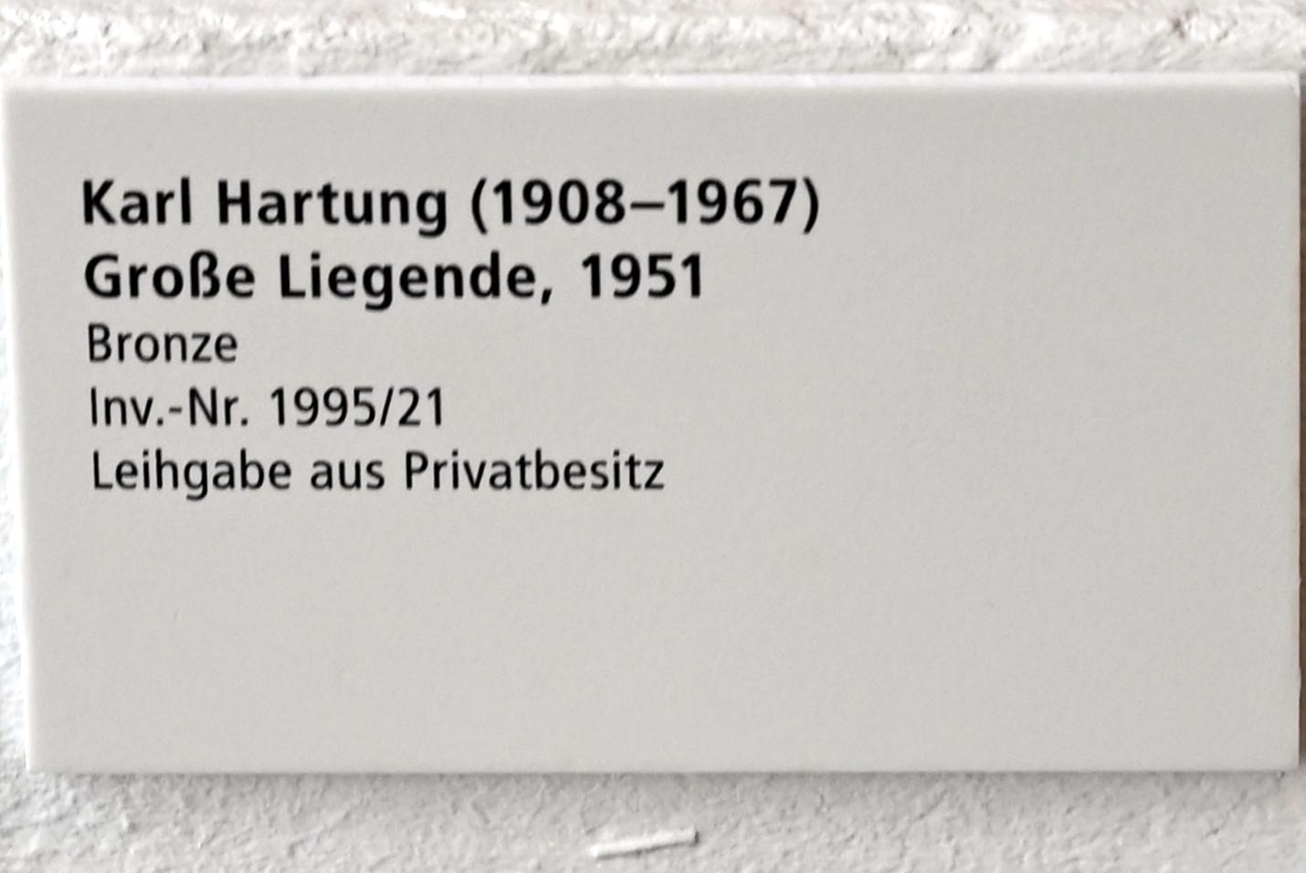 Karl Hartung (1950–1966), Große Liegende, Schleswig, Landesmuseum für Kunst und Kulturgeschichte, Galerie der Klassischen Moderne, 1951, Bild 4/4