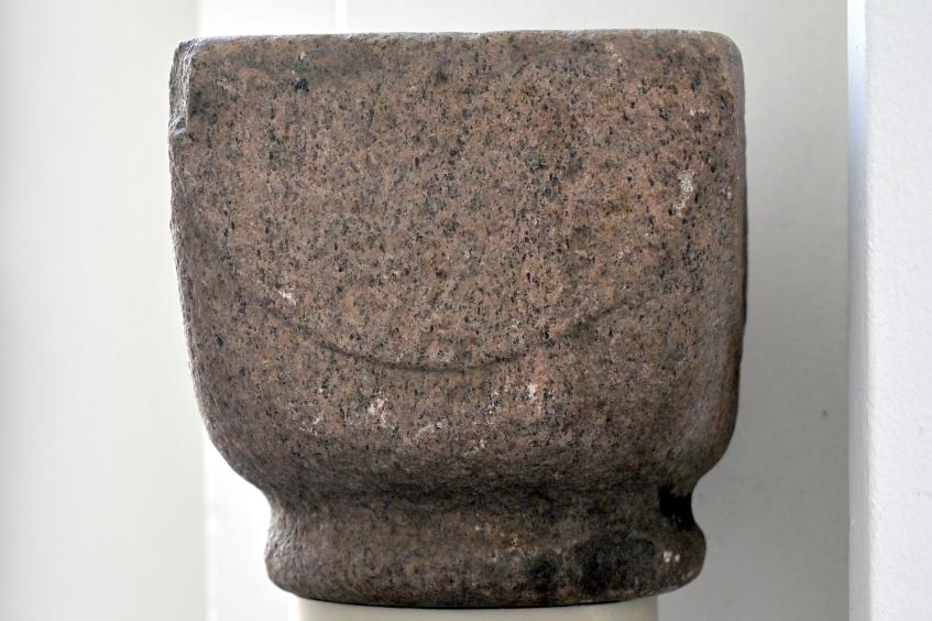 Kapitell, Schleswig, Landesmuseum für Kunst und Kulturgeschichte, Saal 1, um 1200, Bild 2/3