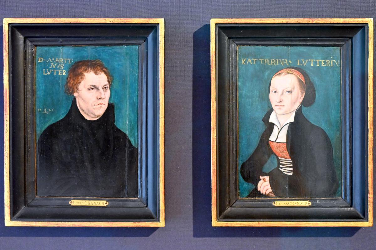 Lucas Cranach der Ältere (Werkstatt) (1515–1550), Martin Luther, Schleswig, Landesmuseum für Kunst und Kulturgeschichte, Saal 4, 1526, Bild 2/3