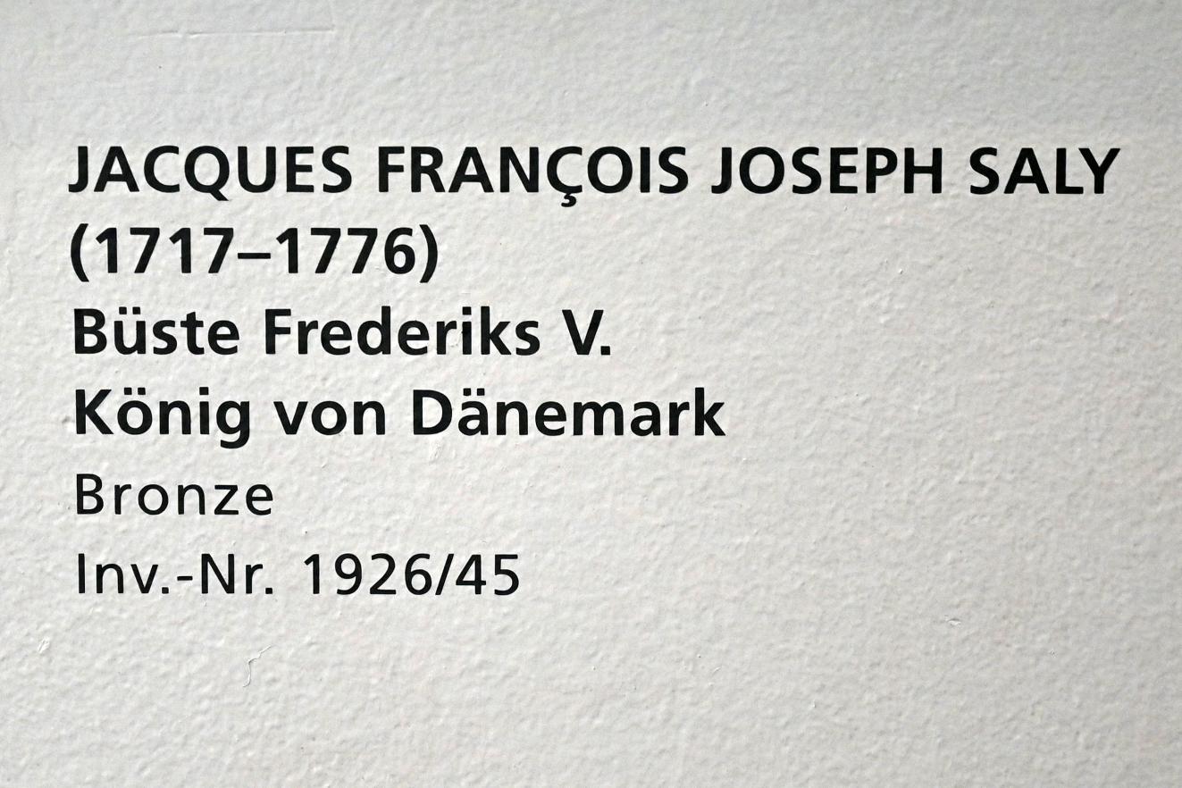 Jacques Saly (Undatiert), Büste Frederiks V., König von Dänemark, Schleswig, Landesmuseum für Kunst und Kulturgeschichte, Saal 44, Undatiert, Bild 3/3