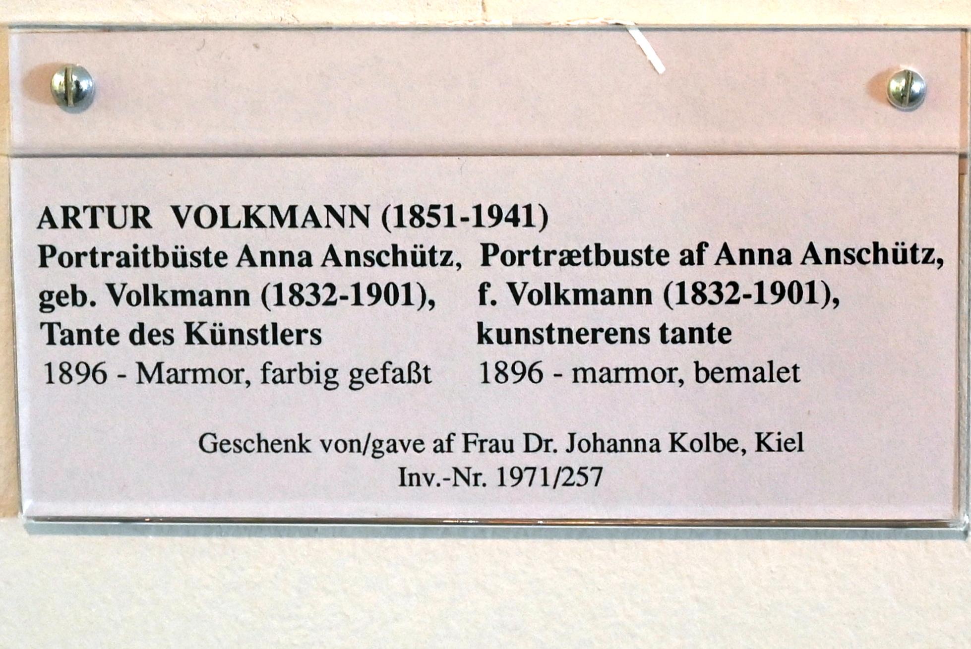 Artur Volkmann (1879–1896), Portraitbüste Anna Anschütz, geb. Volkmann (1832-1901), Tante des Künstlers, Schleswig, Landesmuseum für Kunst und Kulturgeschichte, Jugendstil, 1896, Bild 4/4