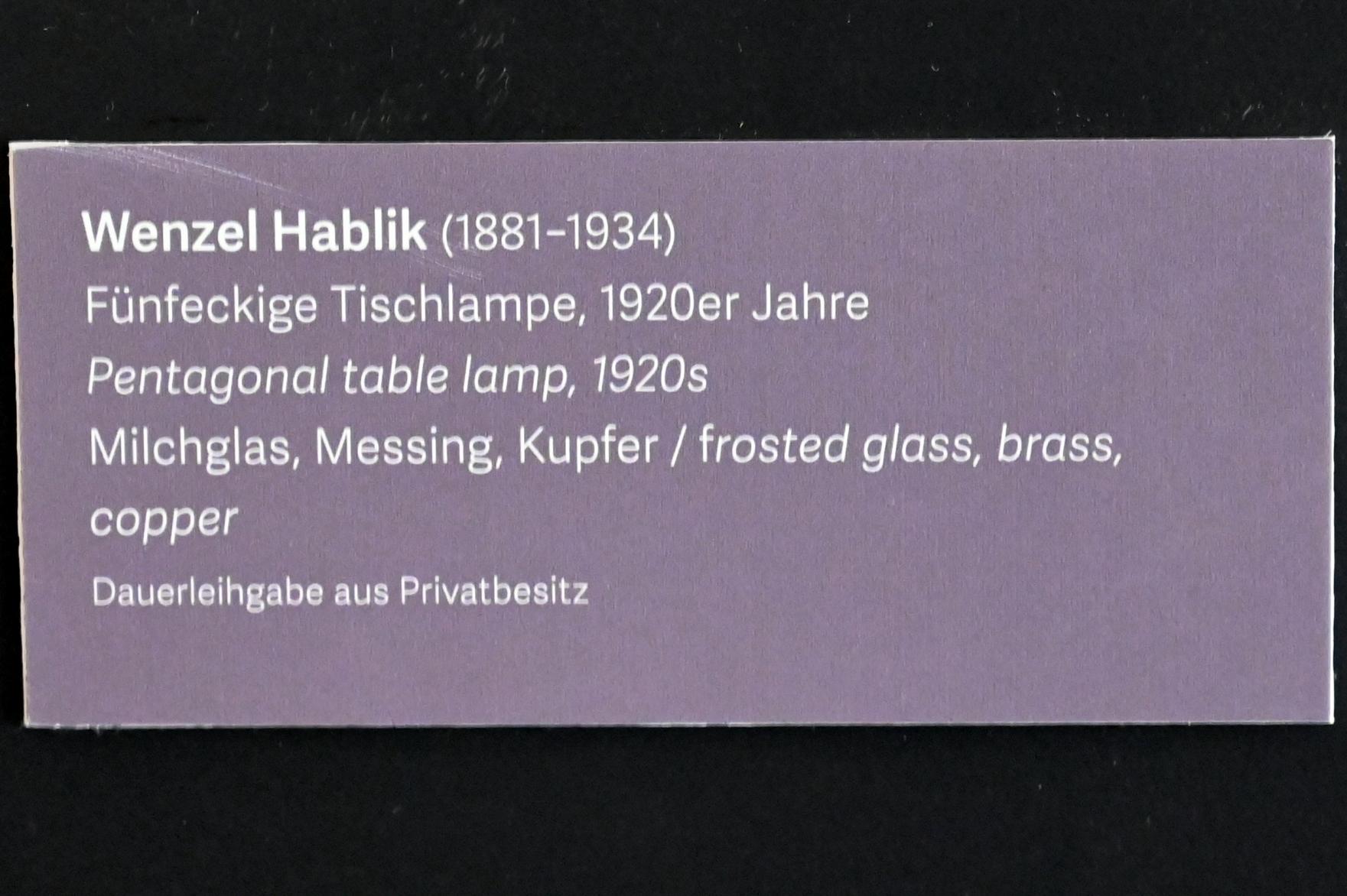 Wenzel August Hablik (1905–1925), Fünfeckige Tischlampe, Schleswig, Landesmuseum für Kunst und Kulturgeschichte, Jugendstil, um 1920–1930, Bild 3/3