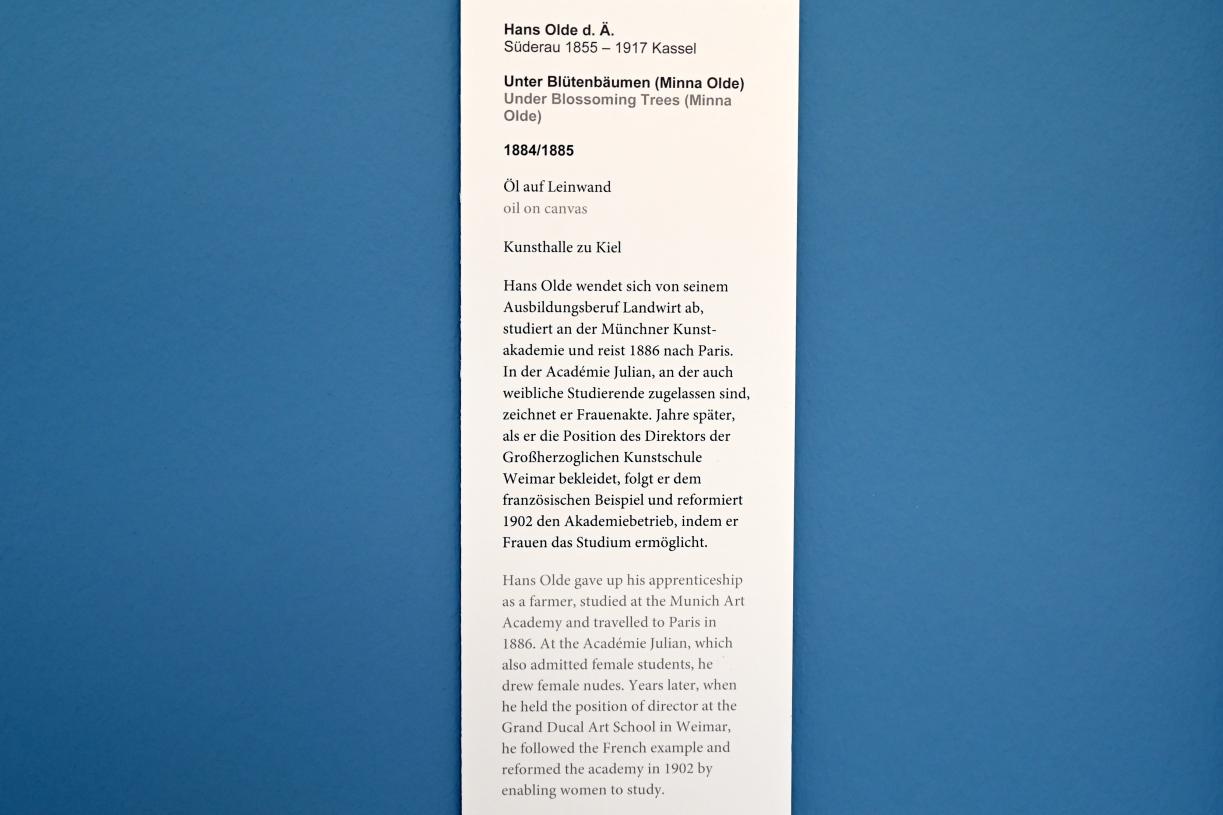 Hans Olde (1882–1916), Unter Blütenbäumen (Minna Olde), Kiel, Kunsthalle, Künstlerinnen um 1900, 1884–1885, Bild 2/2