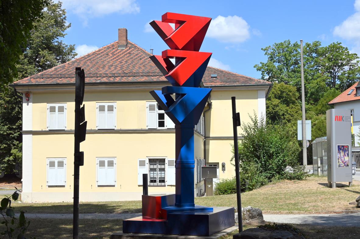 Otto Herbert Hajek (1958–1983), Eckzeichen, Regensburg, Stadtpark, 1983, Bild 2/4