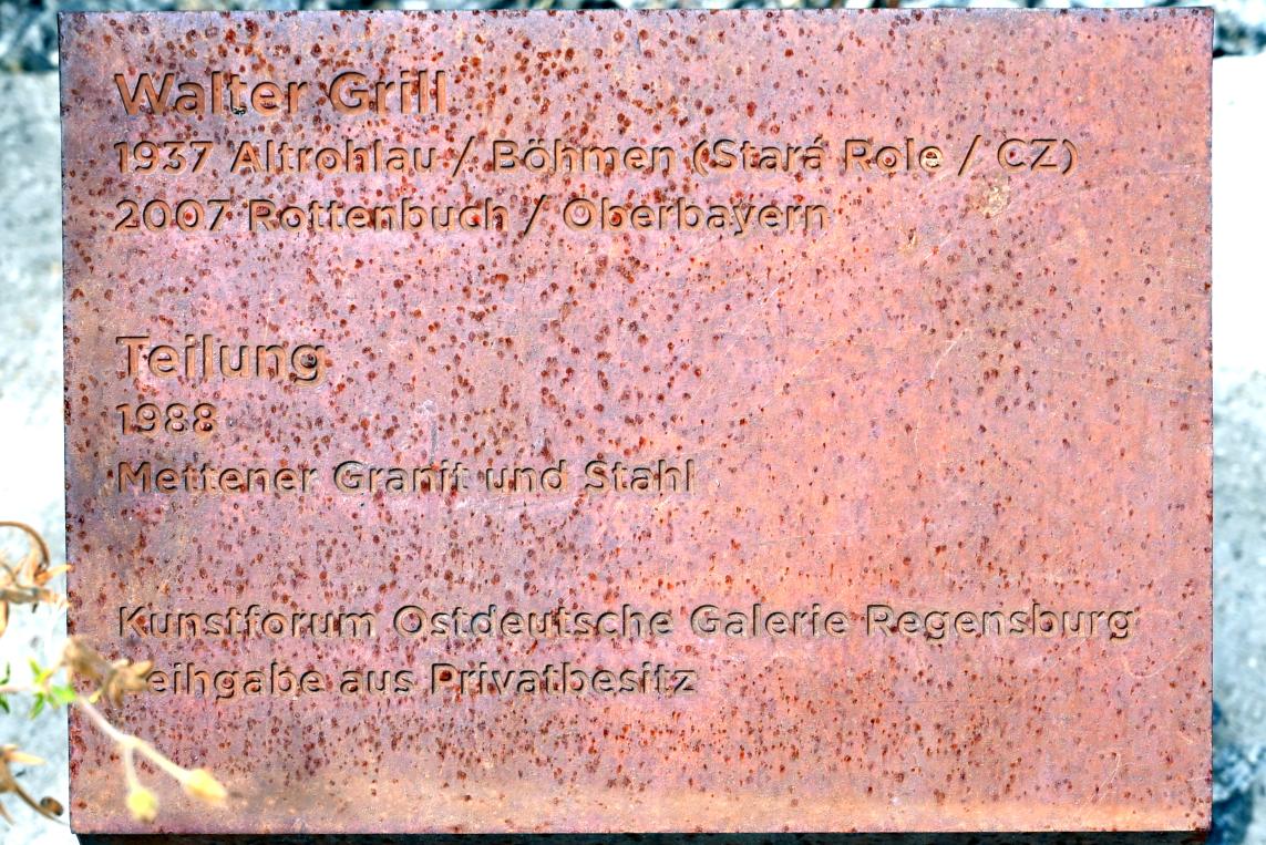 Walter Grill (1988), Teilung, Regensburg, Stadtpark, 1988, Bild 5/5