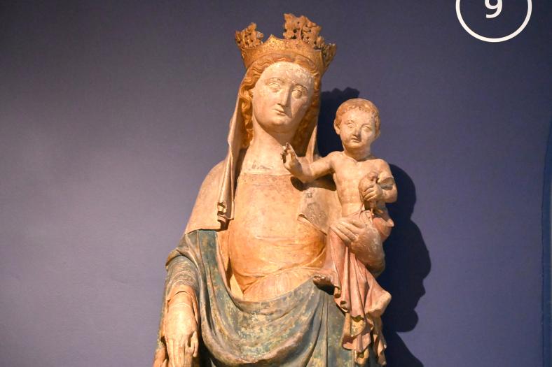 Maria mit Kind, London, Victoria and Albert Museum, -1. Etage, Mittelalter und Renaissance, 1340–1350, Bild 2/3