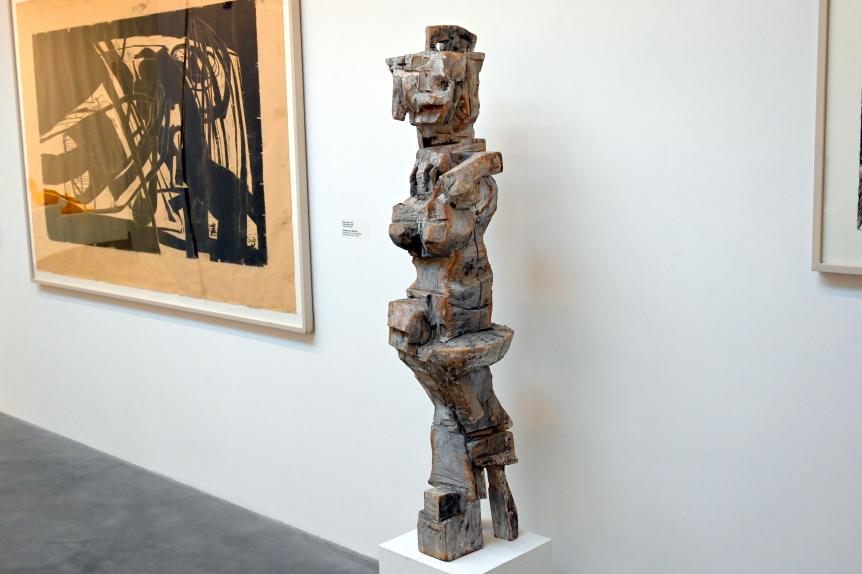 Klaus Hack (1994–2001), Alleintänzerin, Neumarkt in der Oberpfalz, Museum Lothar Fischer, Obergeschoß Raum 8, 2000–2003, Bild 2/4