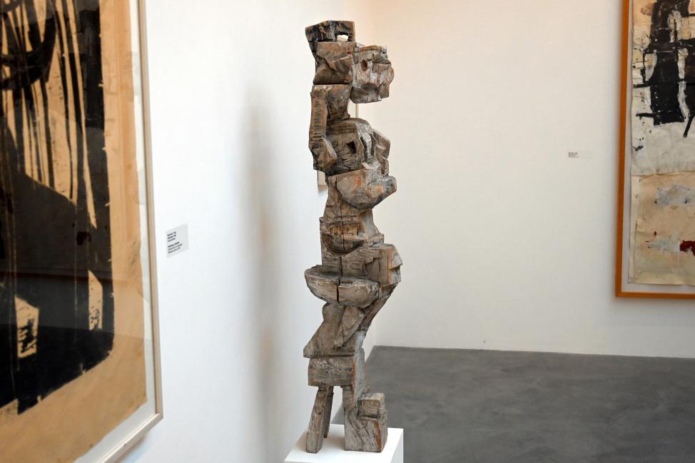 Klaus Hack (1994–2001), Alleintänzerin, Neumarkt in der Oberpfalz, Museum Lothar Fischer, Obergeschoß Raum 8, 2000–2003, Bild 3/4