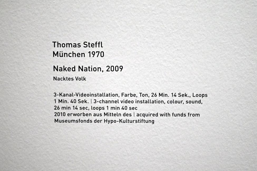 Thomas Steffl (2009), Nacktes Volk (Naked Nation), München, Pinakothek der Moderne, Saal 13 2022, 2009, Bild 3/3