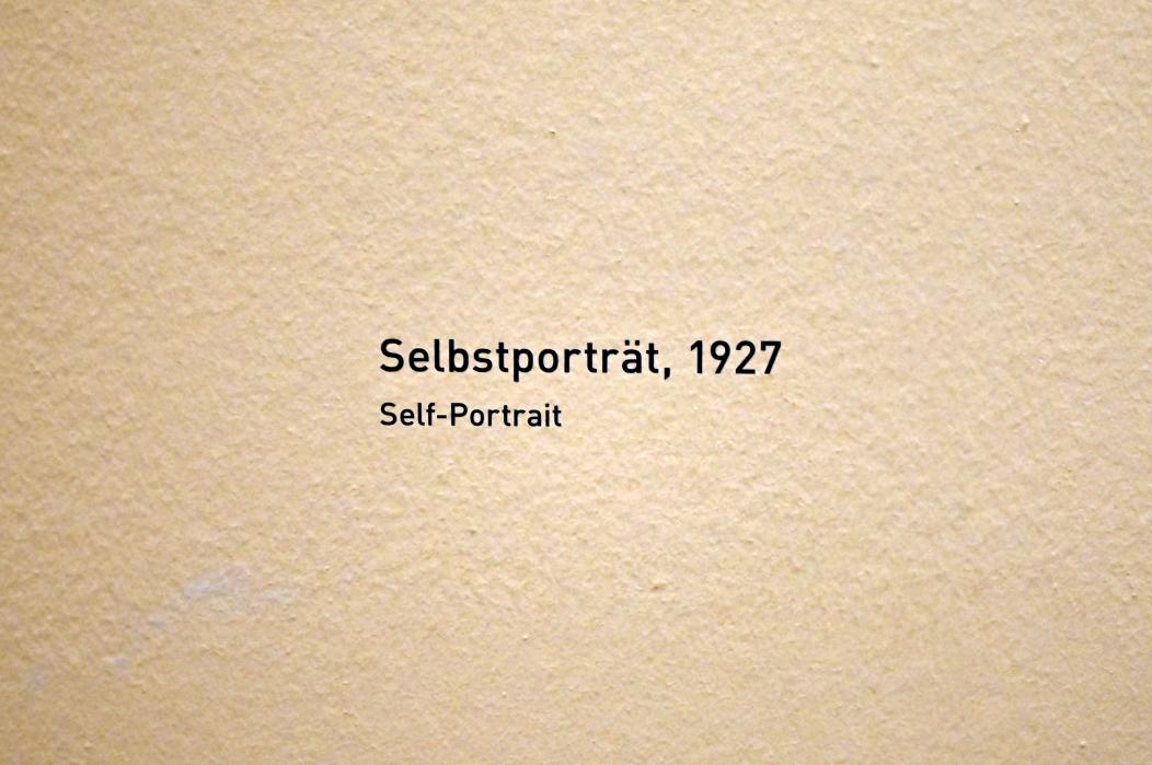 Germaine Krull (1927–1931), Selbstporträt, München, Pinakothek der Moderne, Saal 12 2022, 1927, Bild 2/3
