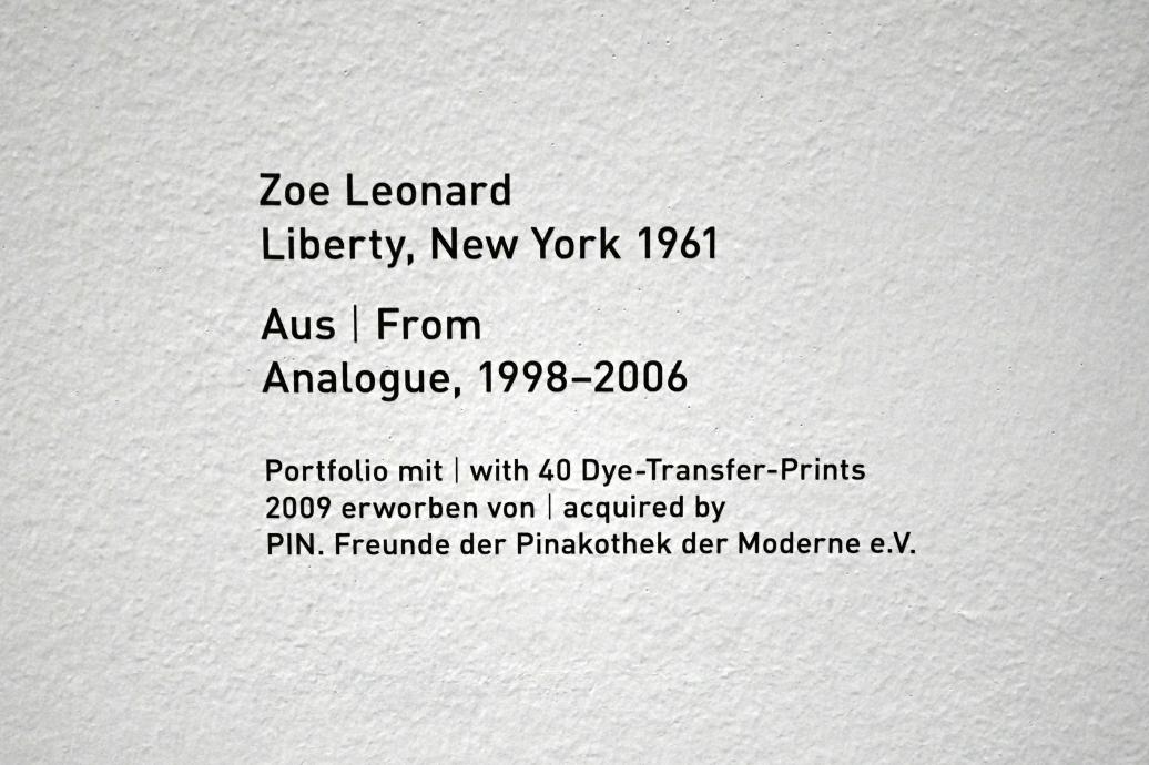 Zoe Leonard (2002), Aus Analogue, München, Pinakothek der Moderne, Saal 5 2022, 1998–2006, Bild 8/8