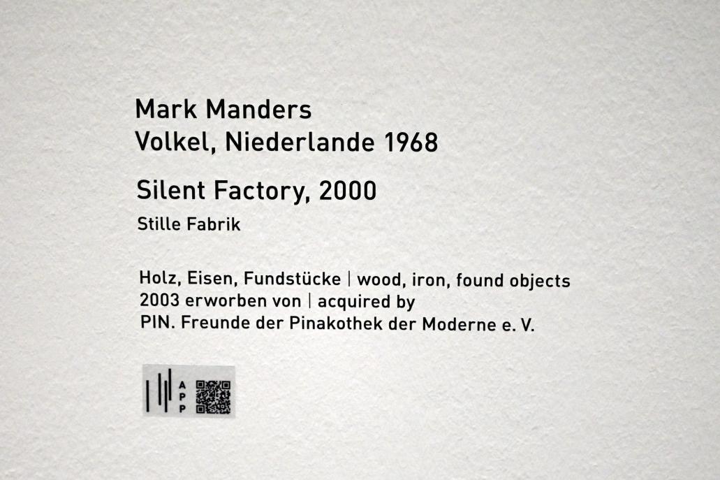 Mark Manders (2000), Stille Fabrik (Silent Factory), München, Pinakothek der Moderne, Saal 9 2022, 2000, Bild 7/7