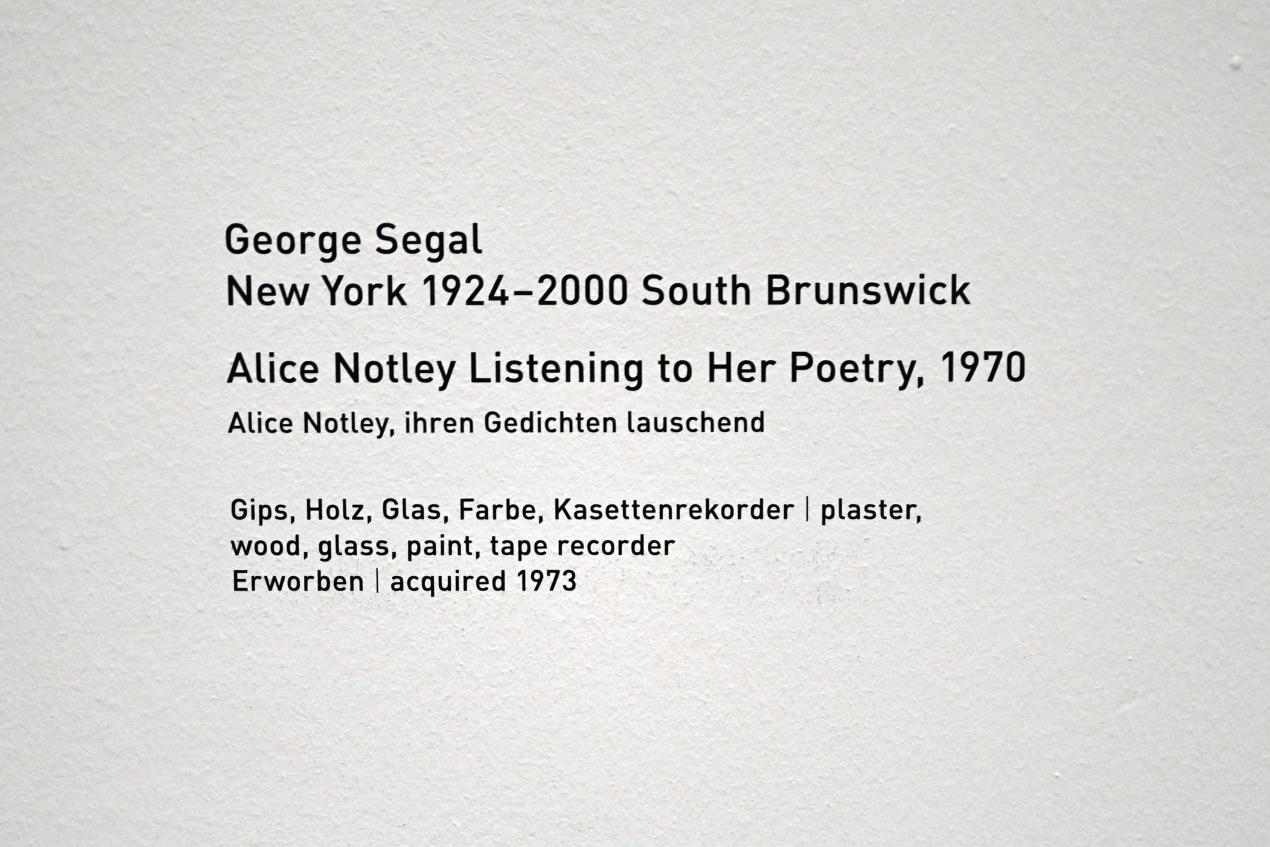 George Segal (1964–1970), Alice Notley, ihren Gedichten lauschend (Alice Notley Listening to Her Poetry), München, Pinakothek der Moderne, Saal 17 2022, 1970, Bild 4/4