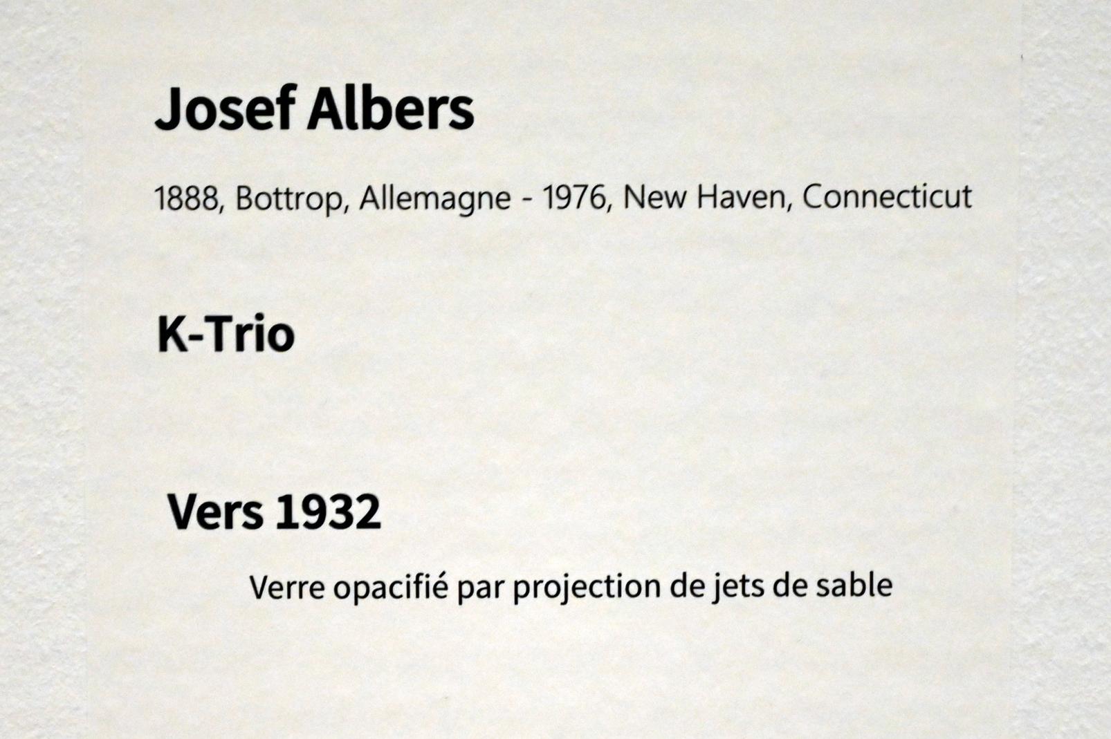 Josef Albers (1927–1967), K-Trio, Paris, Musée d’art moderne de la Ville de Paris, Saal 12, um 1932, Bild 2/2