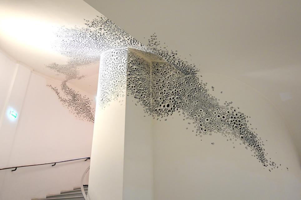 Jean-Francois Moriceau und Petra Mrzyk (2006), Ohne Titel, Paris, Musée d’art moderne de la Ville de Paris, Treppenhaus, 2006, Bild 4/6