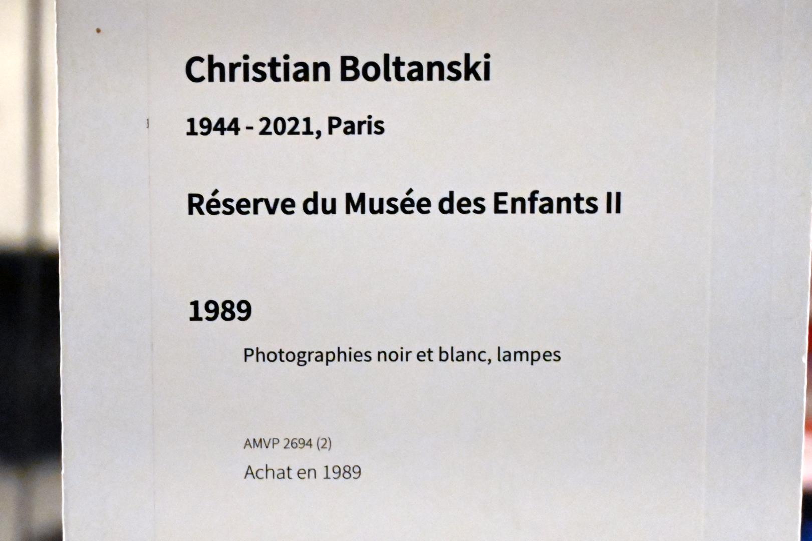 Christian Boltanski (1970–2000), Reserve für das Kindermuseum II, Paris, Musée d’art moderne de la Ville de Paris, Saal Boltanski, 1989, Bild 2/2
