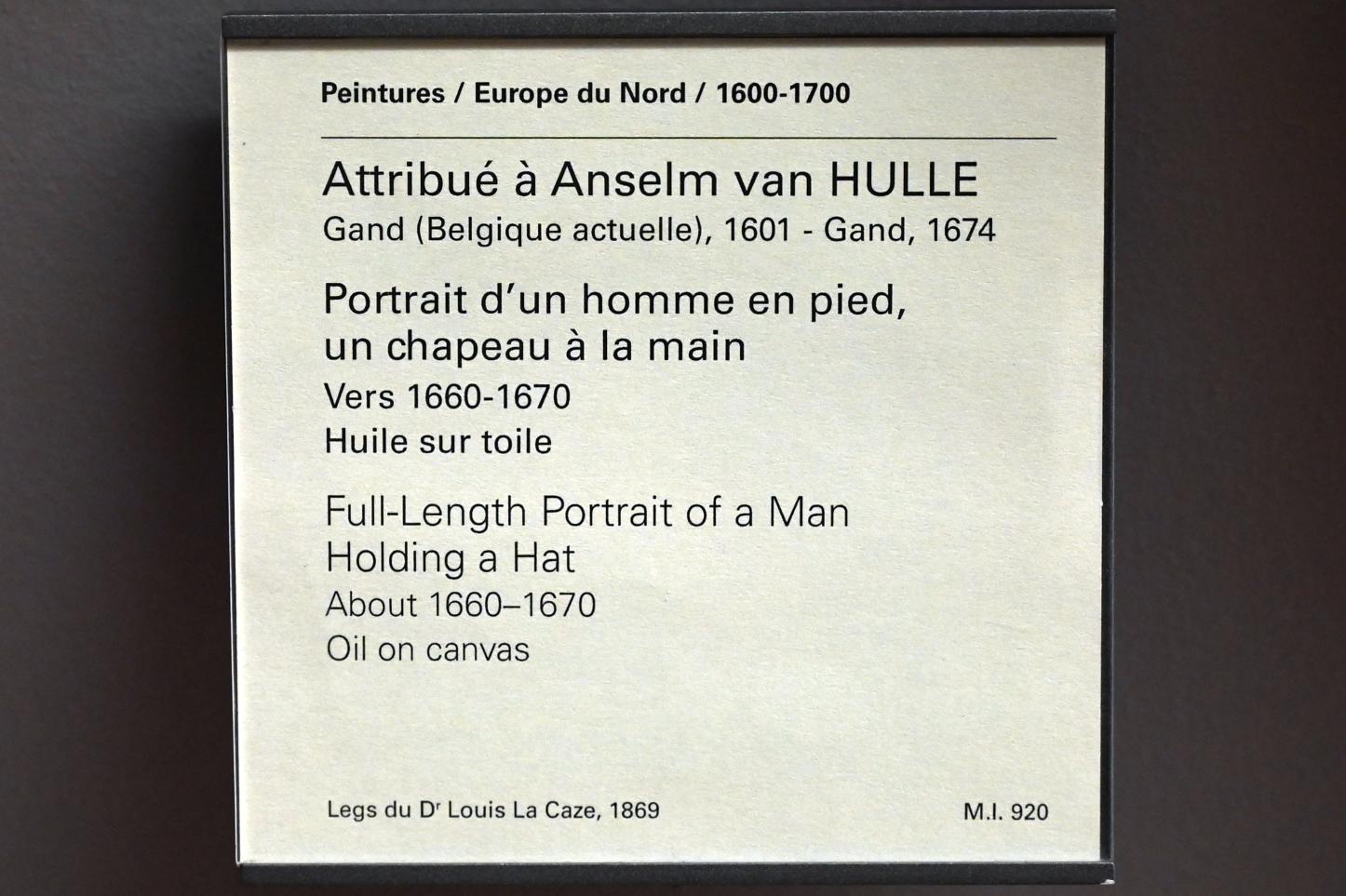 Anselm van Hulle (1665), Ganzkörperporträt eines einen Hut haltenden Mannes, Paris, Musée du Louvre, Saal 802, um 1660–1670, Bild 2/2