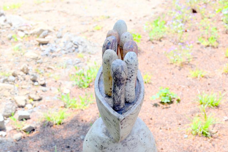 Gabi Hanner (Undatiert), Grundpflichten gegenüber der Gemeinschaft, Artikel 29, Freyung, Pfad der Menschenrechte, Undatiert, Bild 6/7