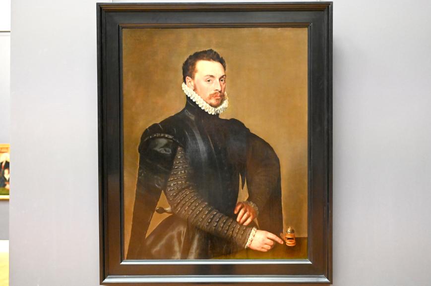 Anthonis Mor (1544–1570), Porträt eines Mannes, der auf eine Tischuhr zeigt, Paris, Musée du Louvre, Saal 811, 1565, Bild 1/2
