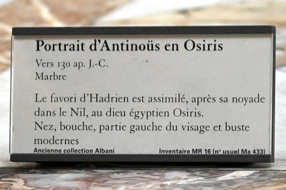 Porträt des Antinoos als Osiris, Paris, Musée du Louvre, Saal 710g, um 130, Bild 2/2