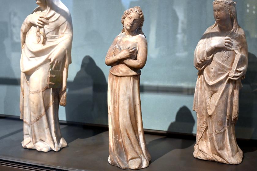 Nino Pisano (Umkreis) (1370), Anbetungsengel, Paris, Musée du Louvre, Saal 160, um 1350–1400, Bild 2/3