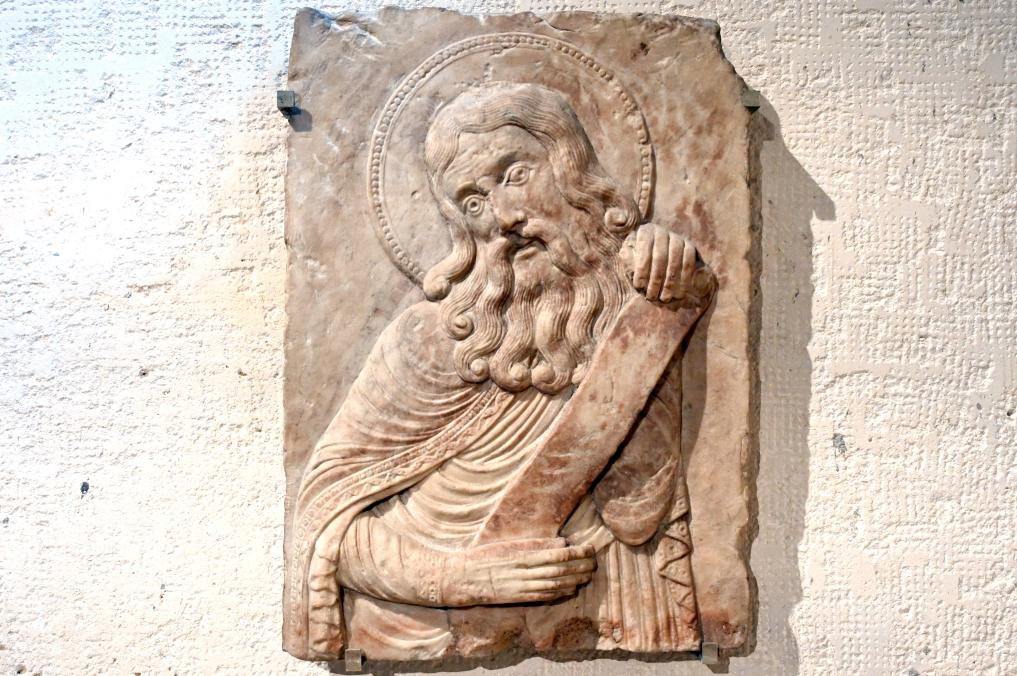 Prophet mit Schriftrolle, Paris, Musée du Louvre, Saal 160, Ende 12. Jhd.
