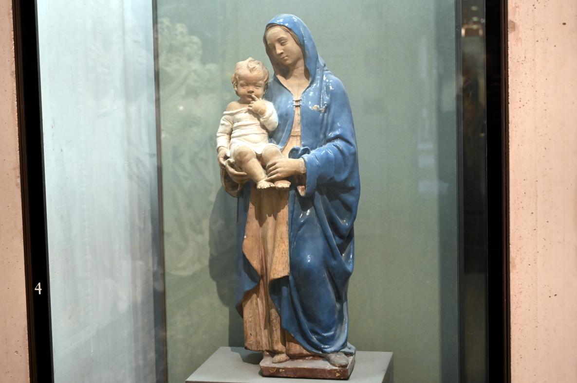 Andrea della Robbia (1465–1525), Maria mit Kind, Paris, Musée du Louvre, Saal 163, um 1505–1510