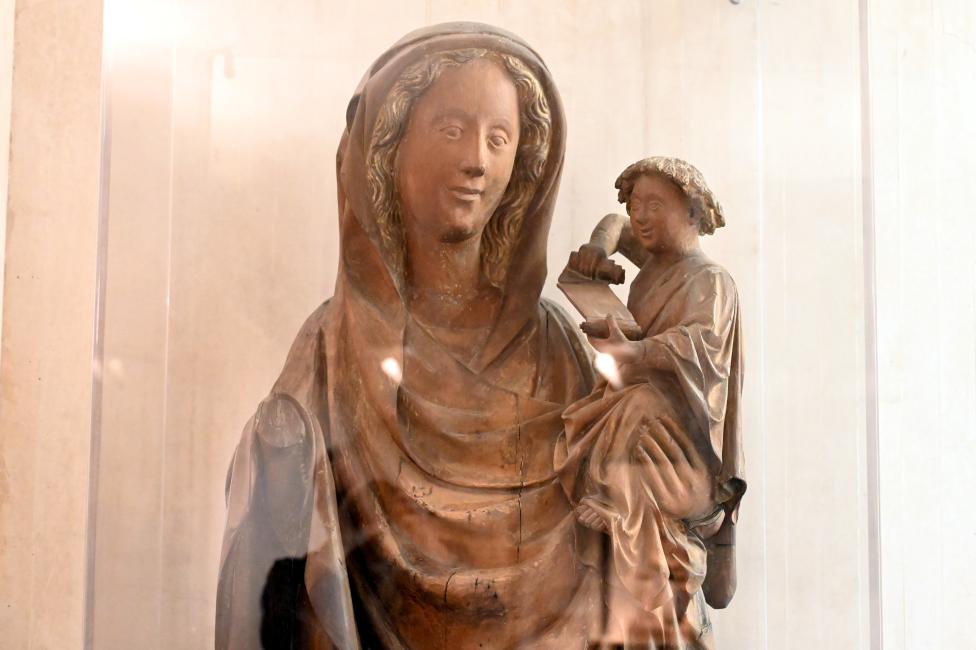Maria mit Kind, Mayorga (Valladolid), jetzt Paris, Musée du Louvre, Saal 164, um 1400–1440, Bild 2/4