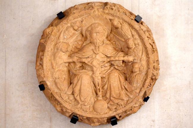 Schlussstein mit der Heiligen Dreifaltigkeit, Xàtiva, ehem. Dreifaltigkeitskloster, jetzt Paris, Musée du Louvre, Saal 164, um 1500
