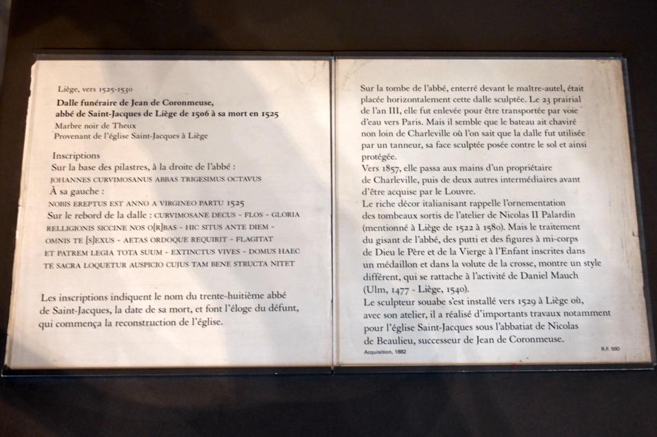 Grabplatte von Jean de Coronmeuse, Abt von Saint-Jacques de Lüttich von 1506 bis zu seinem Tod 1525, Lüttich, Kirche St. Jakob, jetzt Paris, Musée du Louvre, Saal 169, um 1525–1530, Bild 2/2