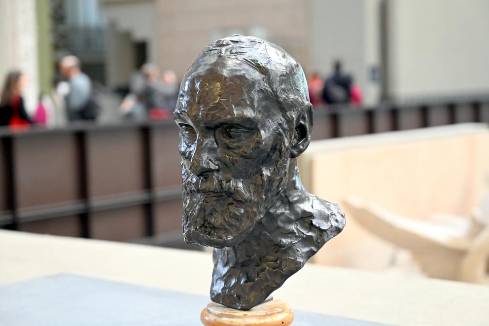Auguste Rodin (1863–1917), Porträtbüste des Eugène Guillaume, Paris, Musée d’Orsay, 1903, Bild 2/3