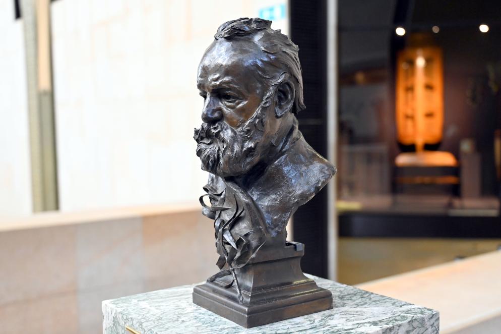 Auguste Rodin (1863–1917), Porträtbüste des Victor Hugo, Paris, Musée d’Orsay, 1883, Bild 2/3